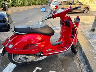 Vespa GTS 300 Super - 4