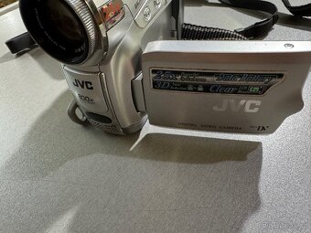 JVC GR-D239E kamera - 4