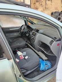 Toyota Avensis Verso 2.0 85kw D4D - 4