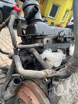 Motor 1.6 74KW AKL Octavia I - 4