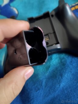 Ovladač na xbox360 plně fukni použity jako novej skoro - 4