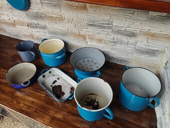 Prodám krásnou sestavu modrých smaltovaných hrnců a pekáč - 4
