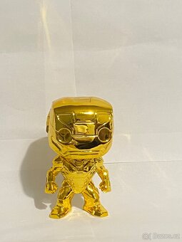 Funko Pop Iron Man (Marvel Studios 10 let) – Zlatá edice, č - 4
