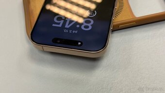 Apple iPhone 16 Pro 256 GB pouštní titan parádní stav - 4