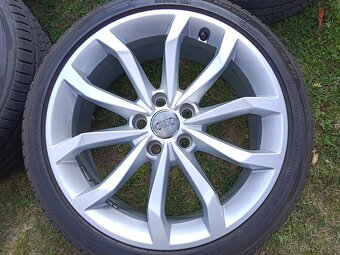 kola Audi 225/40/18 - 4