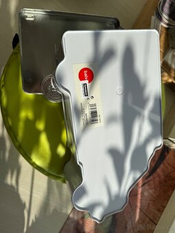 Dóza designová - kovová Sanitka lékárnička - 4