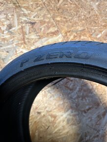 255/35 R19 Pireli Pzero - 4
