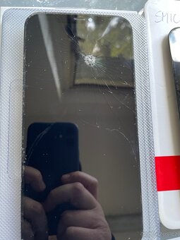 Displeje pro iPhony - 4