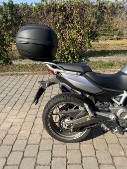 Aprilia MANA 850 - 4