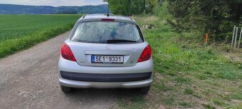 Peugeot 207 1,4 VTi 70kW - 4