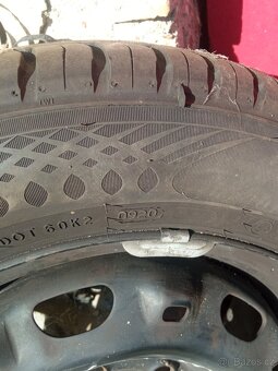 2 kompletní letní kola fabia 185/60 R14 - 4