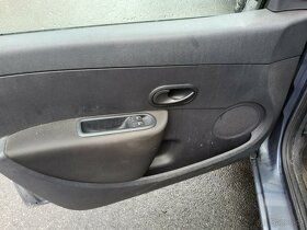 Renault CLIO COMBI 2008 1,2 16V 55kW JEZDI DILY - 4