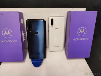 Prodám Motorola one akction,Blue, kompletní balení - 4