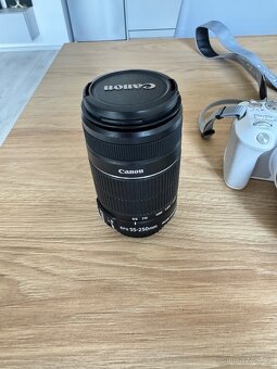 Canon EOS 200D - 4
