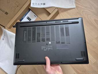 Nový ASUS Vivobook 15X OLED 16 GB / 512 GB - 4