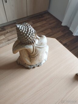 Buddha dřevořezba - 4