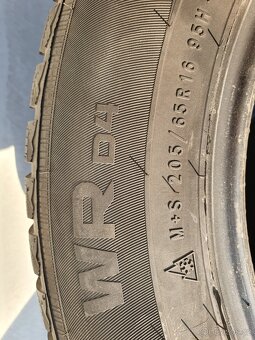 205/65 r16 nové zimní pneu 4ks vzorek 8.25mm nokian wr d4 - 4