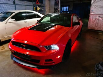 Ford Mustang 3.7 2014 - 4