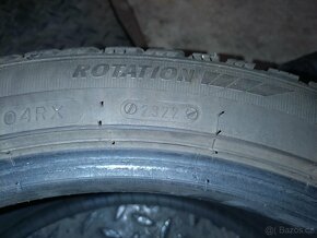 Zimní pneu 225/45 r18 - 4