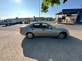 Mercedes-Benz W203 C200cdi - 4