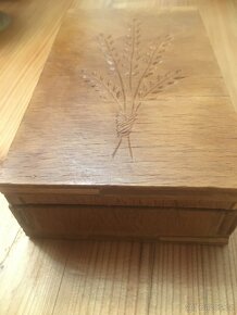 Predám pánske hodinky Geneva Tachymeter s drevenou škatuľkou - 4