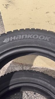 Zimní pneu 235/50/19 Hankook Winter I Cept Evo2 - 4