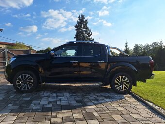 Navara Nissan - 4