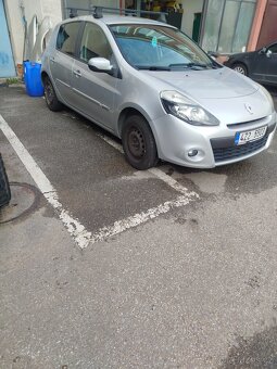Renault Clio III 1.2 48 Kw - 4