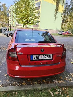 Škoda Octavia 2 rs top stav - 4