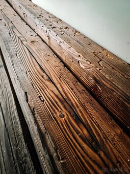 Vyčesané trámy - 4