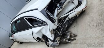 rozprodam Mercedes W213 220d - 4