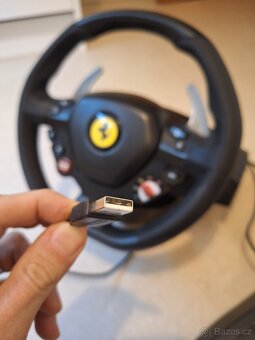 Ferrari 488 GTB herní volant PS4/ PS5/ PC Thrustmaster T80 - 4