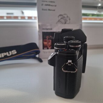 Olympus OM-D E-M10 Mark II tělo, jako nový - 4