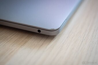 MacBook Pro 13,3" 2022 M2 - 4