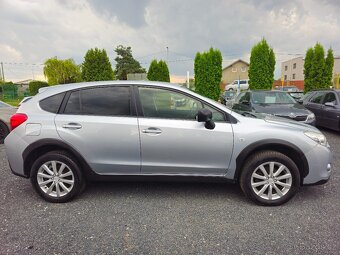 SUBARU XV 2014 1.6 84kW AWD 4x4,TEMPOMAT,VÝHŘEVY,SERVISKA - 4