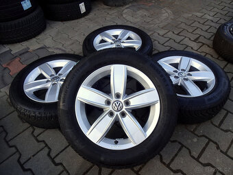 ZIMNÍ ORIGINÁL VW 15" 5x100 pneu 185/65R15 Continental - 4