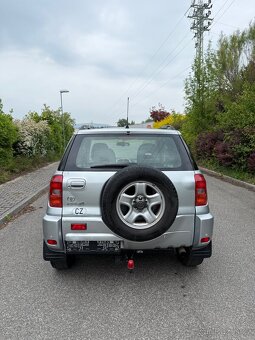 TOYOTA RAV4 2.0 110kW, AUTOMAT, 4x4, KLIMA, BEZ KOROZE - 4