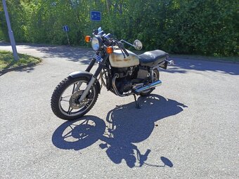 Honda CB 450N - 4