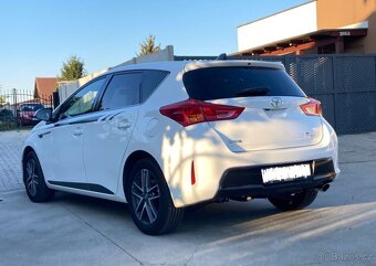 Toyota Auris 1.6 benzín 97 kW - 4