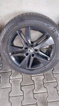 Prodám orig.alu Škoda pneu zimní 215/55/17 - 4