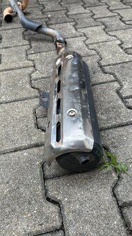 Originální výfuk Yamaha XG250 Tricker - 4