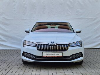 ŠKODA Superb 2.0TDI 110kW DSG Liftback Style Plus Extra ČR - 4