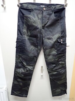 KALHOTY MASKÁČOVÉ NOVÉ NENOŠENÉ - 4