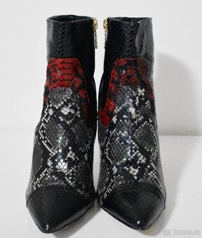 Dámské kotníkové boty na podpatku, vel. 39 - 4