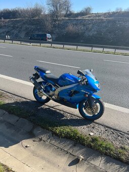 Kawasaki ZX9-R 1998 - 4
