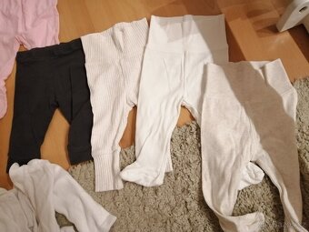 dupačky, body, čepičky, ponožky, košilky, legíny, trička - 4