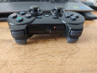 Neoriginální ovladač pro PS3 - 4