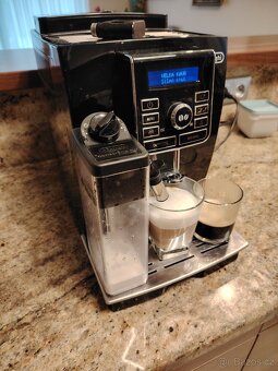 Kavovar-Espresso De'Longhi ECAM25.462B - 4