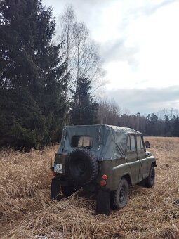 Uaz 469B - 4