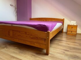 Dřevěná sada KOMPLET postel, stolek, skříňka - 4